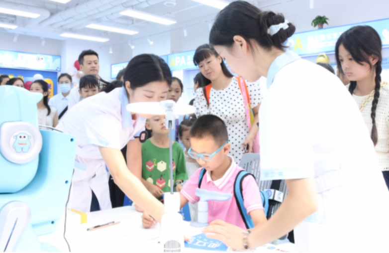 连续5年蝉联连锁百强：视立美凭什么成为眼健康赛道的“长跑冠军”？ - 图10
