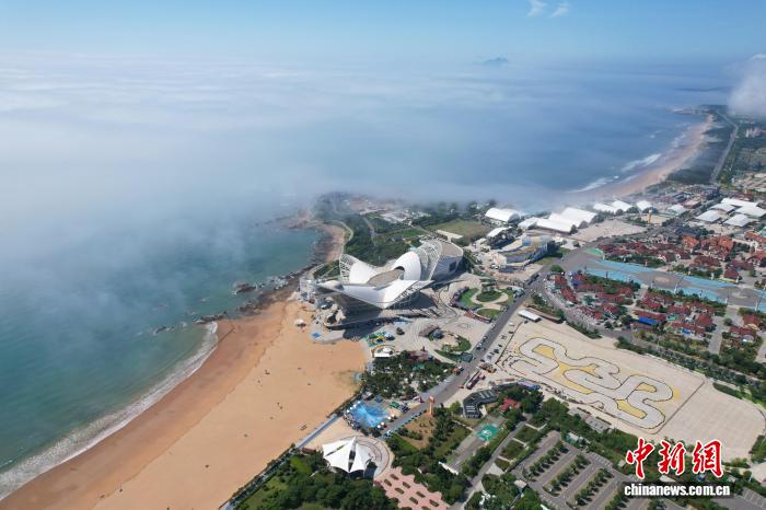 山东青岛再现平流雾景观 - 图2