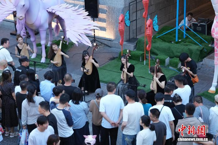 杨丽萍携《十面埋伏》主创开启太原沉浸式文化漫游 - 图2