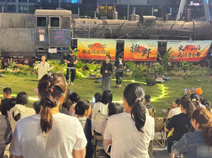 郑州夜经济：从“船票”到市集，创新场景激活消费新动能 - 图6