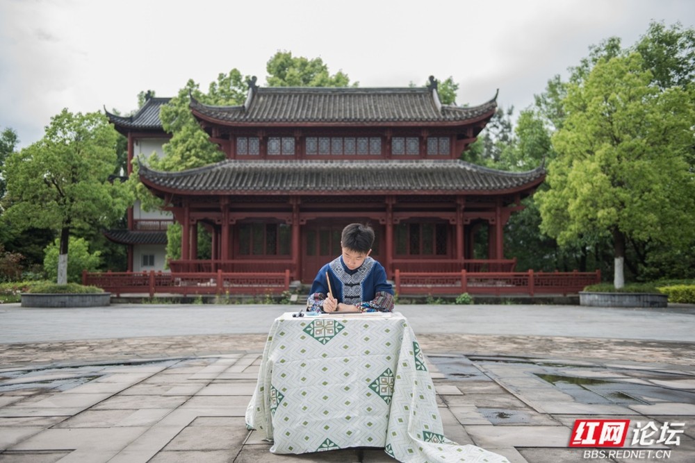 用光影守护稚嫩梦想：献给六一的纯真影集 - 图15