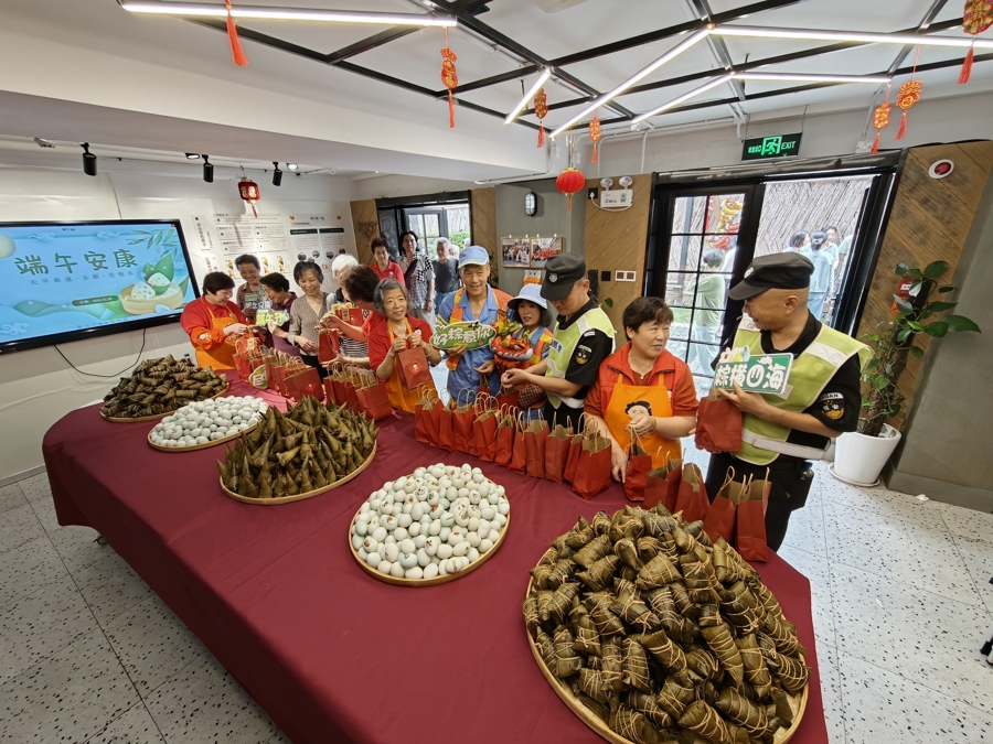 上海阿姨手工弄堂粽送端午温情 - 图1