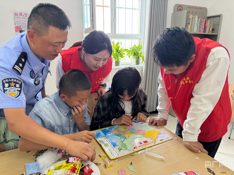 融“心”于疆 铸魂于土 天山南麓的“化学反应” - 图10