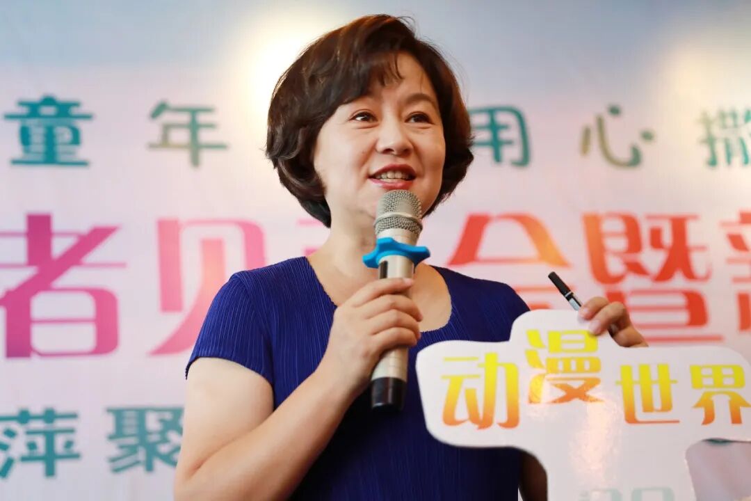 著名女主持宣布明天退休！曾创造惊人收视率！网友感叹：几代人的回忆…… - 图6