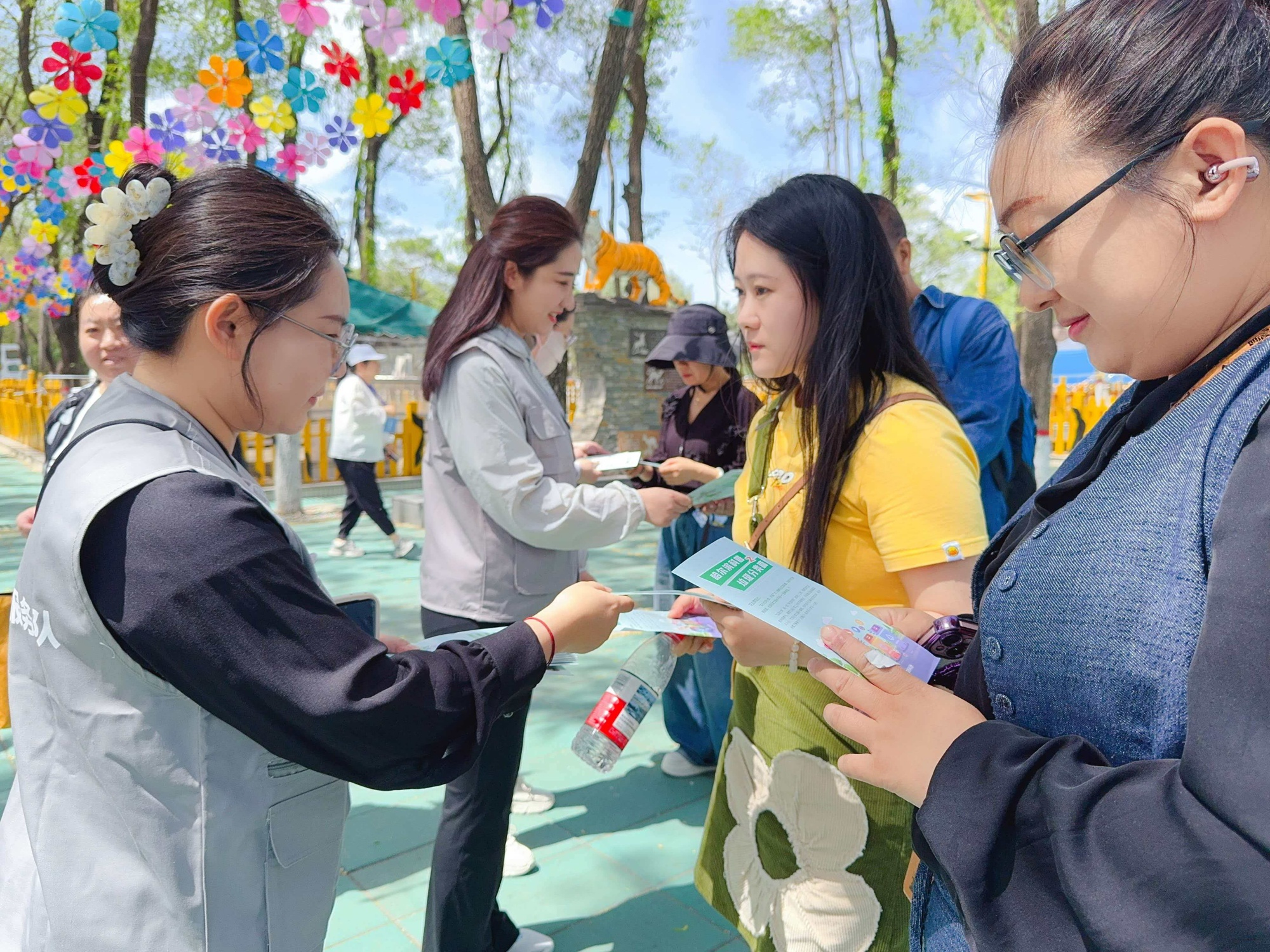 全国科技活动周｜“冰城寒地探秘科普研学”走进东北虎林园 - 图2