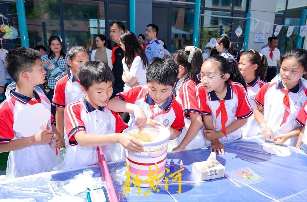 沉浸式探访校园！济南这所学校School-walk活动展现育人硕果 - 图12