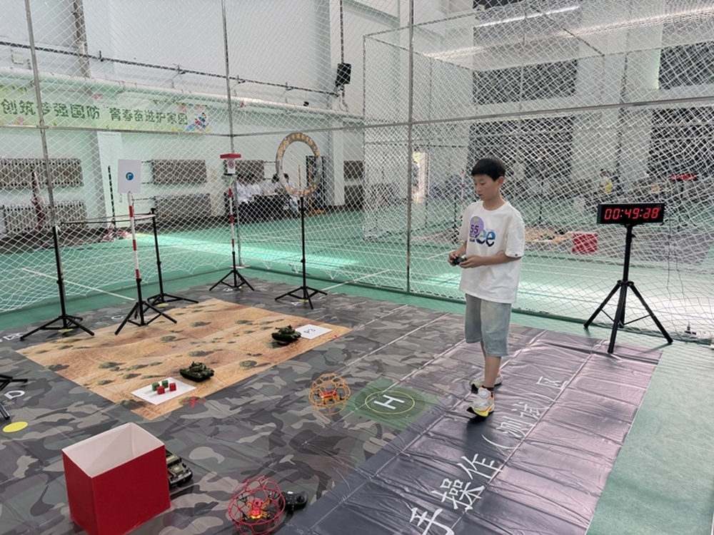 玩转智能无人科技 山东青少年赛场比拼国防硬实力 - 图2