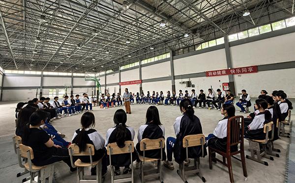 “观”助高考① 减压有方！看四川各地如何助力学子“轻装上阵” - 图1