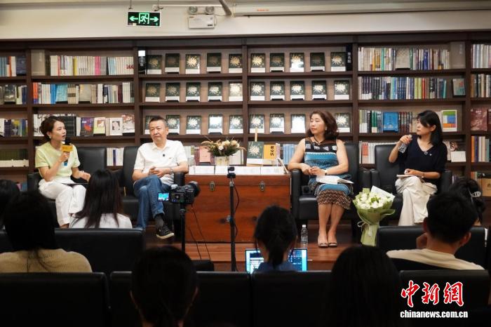 作家鲁敏：从民间面对失去的强健心态获取创作动力 - 图2