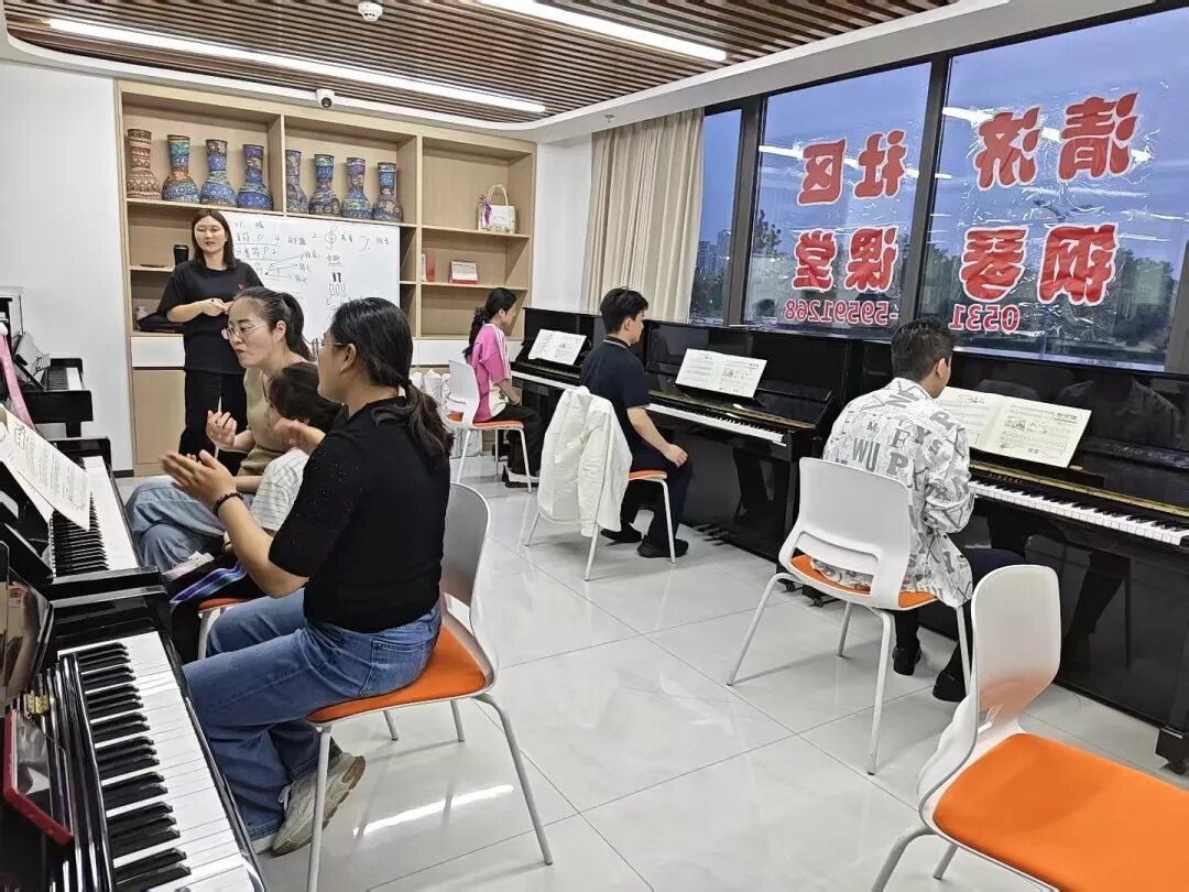 下楼即享免费空间！济南起步区崔寨街道为青年备考、加班、休闲“留一盏灯” - 图3