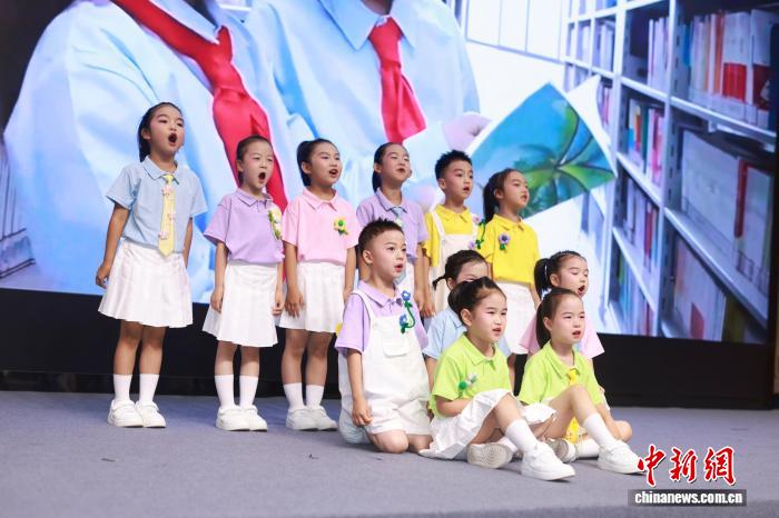 “阅读有法 你我同行——新教育童书馆年度大会”在京举行 - 图1