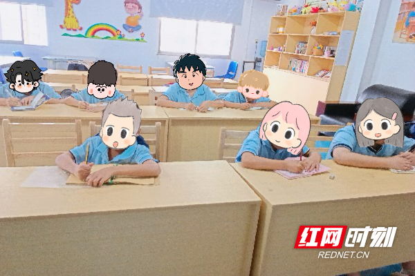 干群共建漾书香 “童”心协力筑信桥——溆浦县祖师殿镇建成村级公益书屋 - 图3