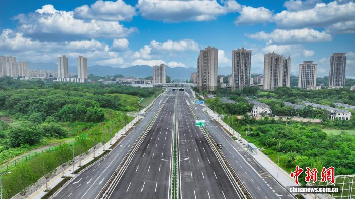 重庆快速路五横线关键节点工程通车 - 图2