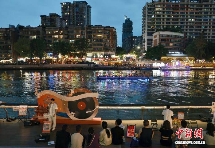 成都锦江河畔夜景如画 - 图2