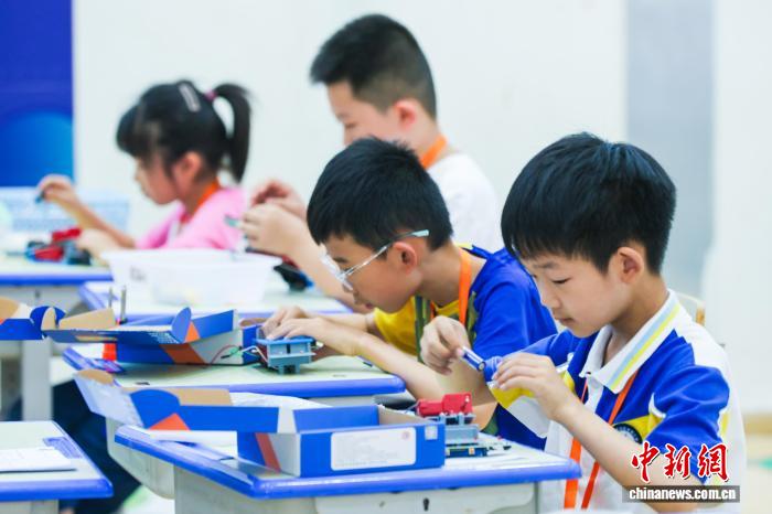 科学少年同台竞技 第九届重庆市青少年科学素养大赛收官 - 图1