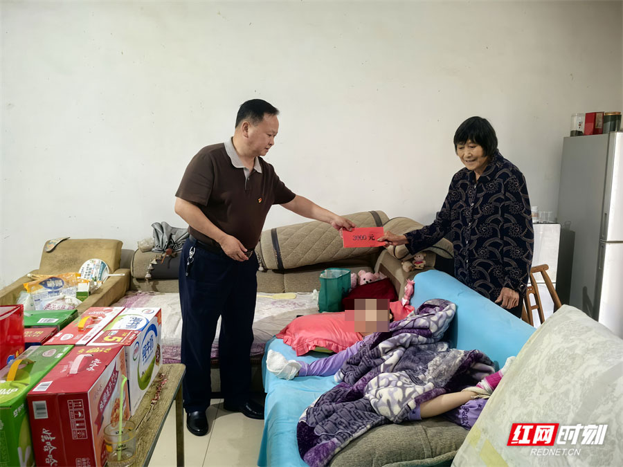 张家界市环卫处开展主题党日暨党建助残活动——以实干传递温暖力量 - 图2