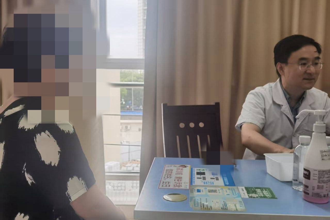 六旬阿姨跨越太平洋回国 寻求来自祖国的“医”靠 - 图1