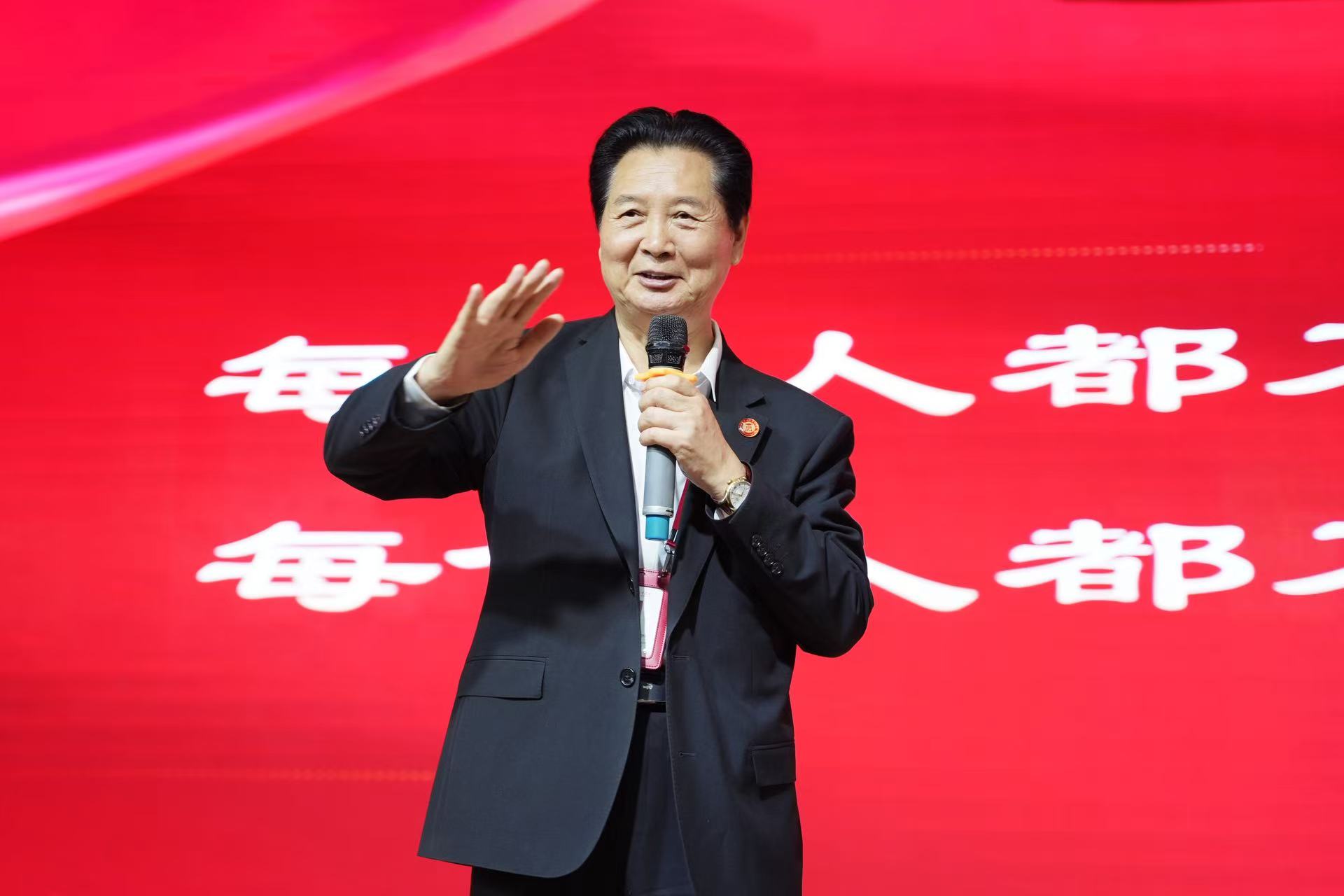 一场报告会，读懂好想你的教育情结 - 图6