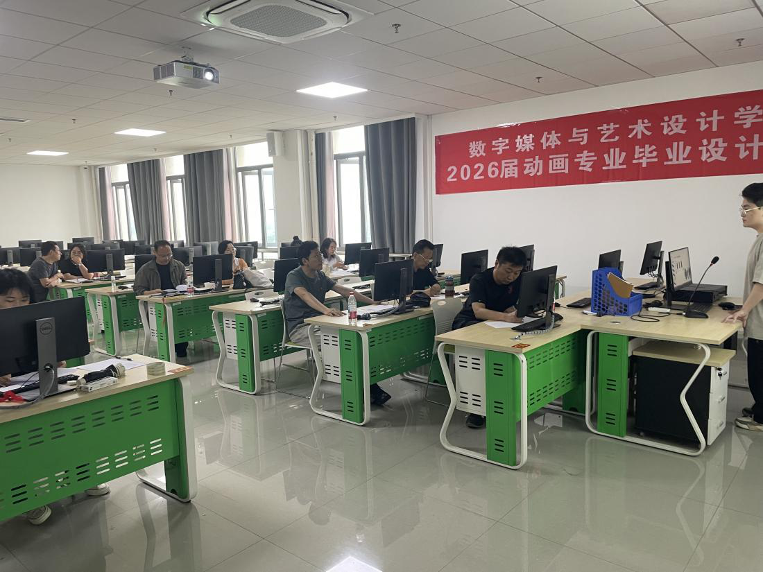 南阳理工学院：毕业答辩变招聘现场 产教融合打通就业直通车 - 图1