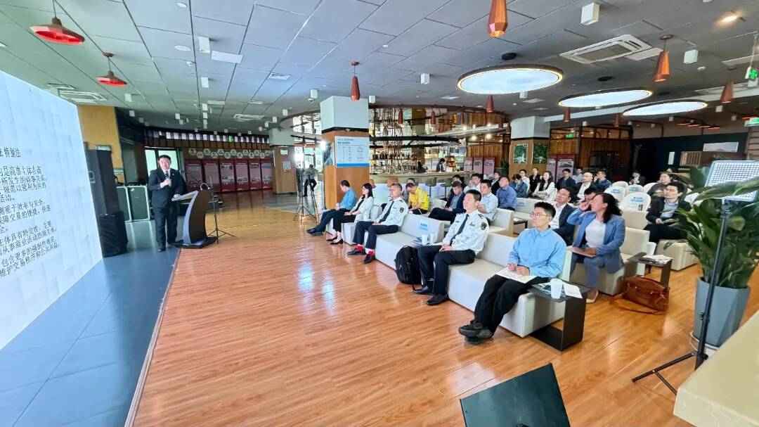 青岛海事法院法官参加青岛自贸片区海事政策及新海商法专题交流活动 - 图1