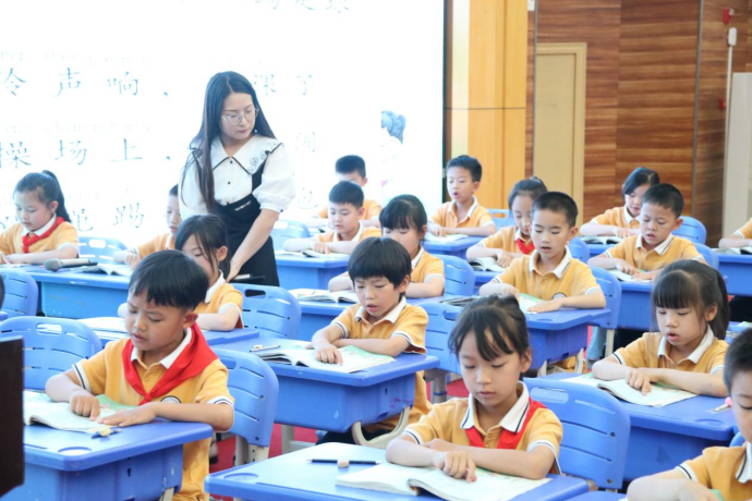 郑州大学实验小学石慧敏：以热爱守初心，以笃行担师责 - 图2