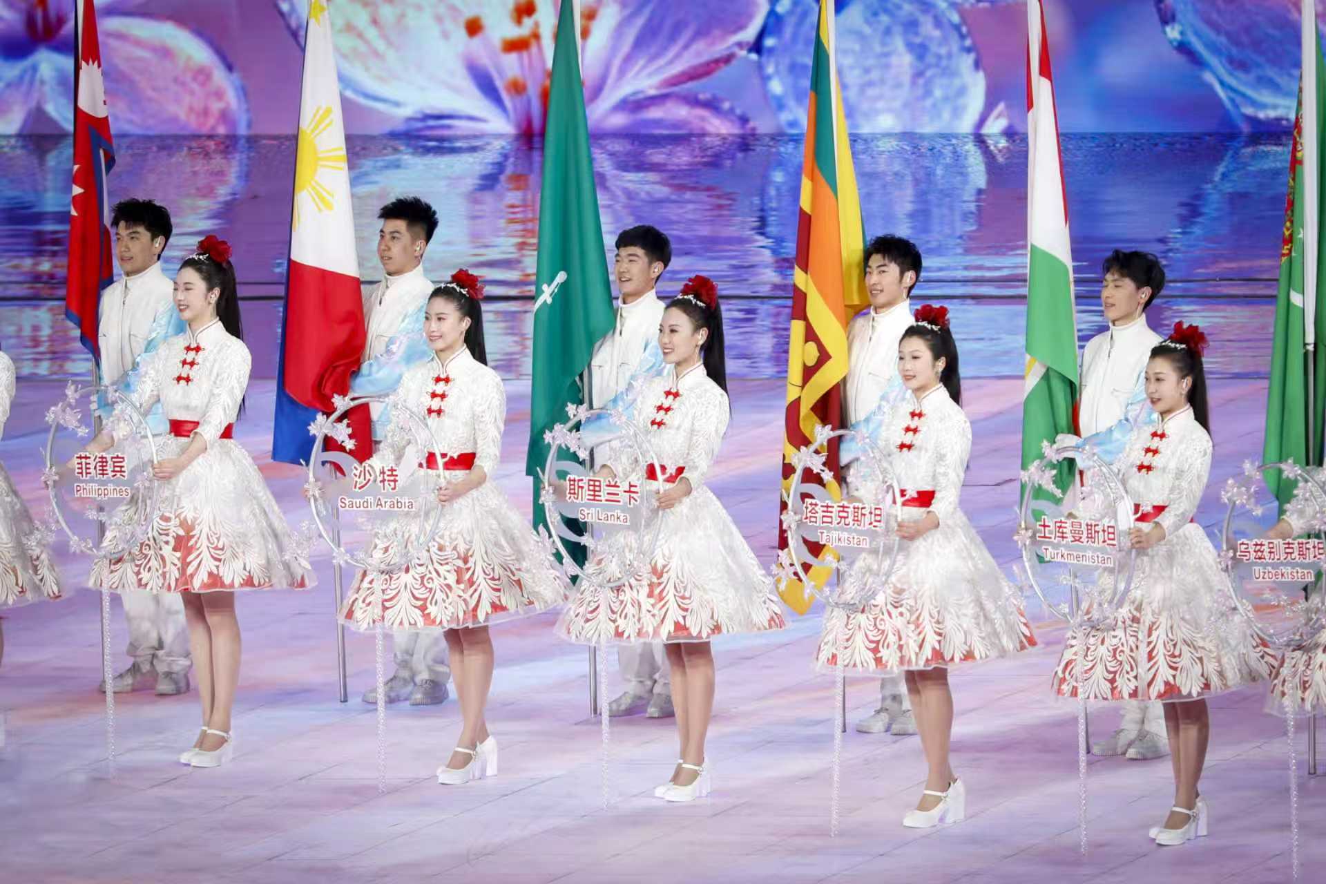 国际空乘日：东航乘务队伍以“四精”服务护航温情旅程 - 图4