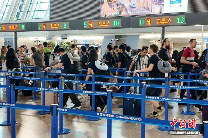 中国对南美五国实施免签政策一周年：五国经沪口岸入境者数同比增逾五成 - 图1