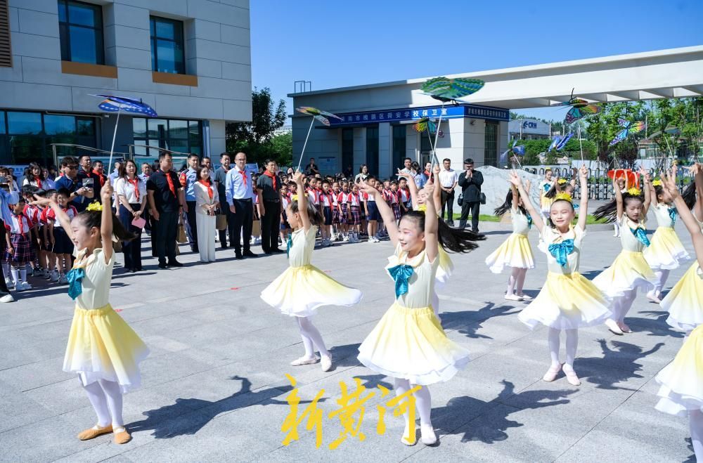 沉浸式探访校园！济南这所学校School-walk活动展现育人硕果 - 图3