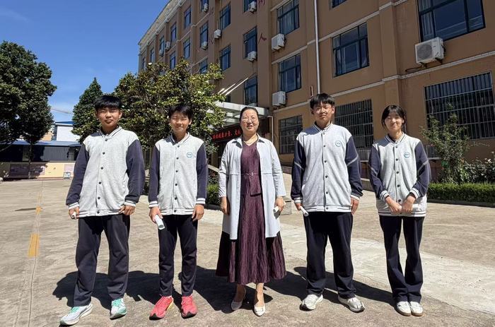 长清第一初级中学优秀教师程燕：用爱与责任点亮每一个希望 - 图5