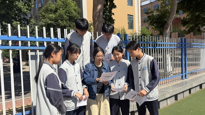 化生万物育桃李 学有妙法谱丹心——记长清区第一初级中学优秀化学教师景元霞 - 图3