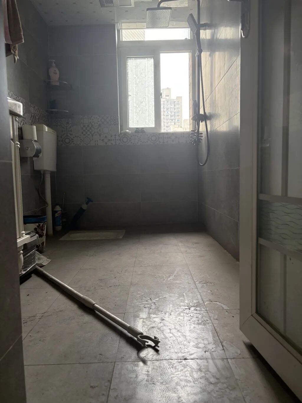 男子疑遭妻子家暴后跳楼身亡，死者母亲：当时儿媳持续精神施压，说你不配活在世上；警方决定不予立案，家属提起刑事自诉 - 图6