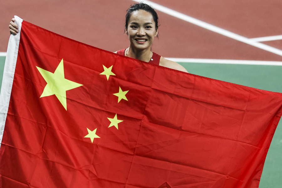 来时快意别时难，中国女飞人韦永丽退役 - 图2