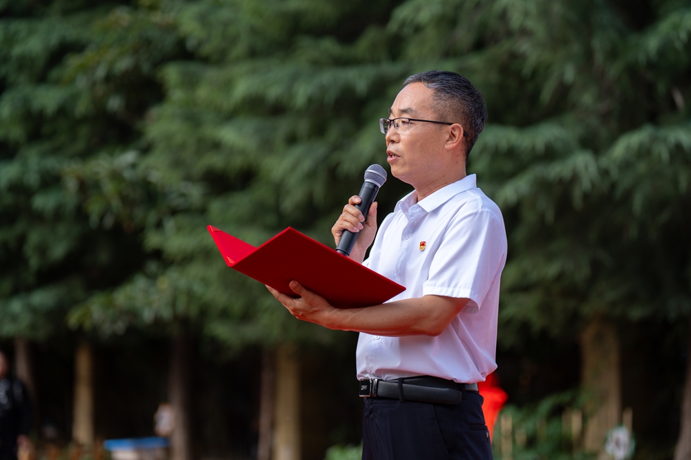 超燃“六一”！长江西路小学家校社协同育人 “教联体”揭牌 - 图2