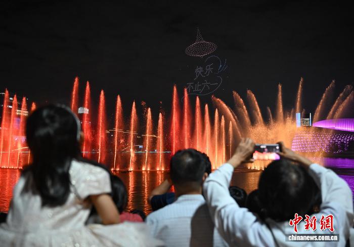 浙江杭州：科技与光影点缀璀璨夜景 - 图3