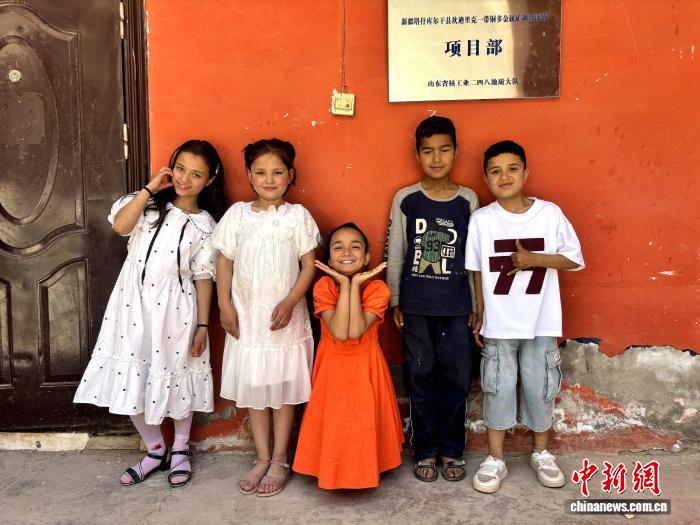 一张饺子皮，包出民族团结“同心馅” - 图2