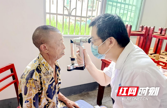 汝城县启动乡村眼健康公益筛查专项行动 - 图1