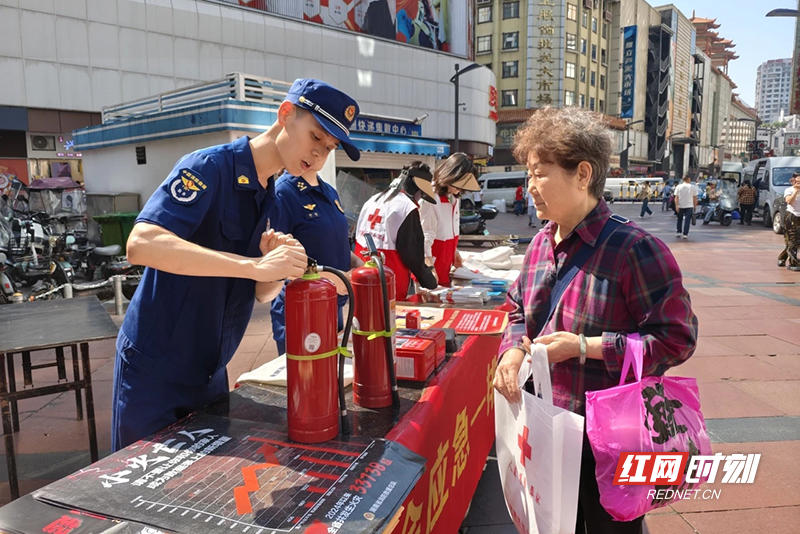 红观株洲丨摘“火帽”拔“病根”！芦淞市场群消防改革的“破茧”之路 - 图4
