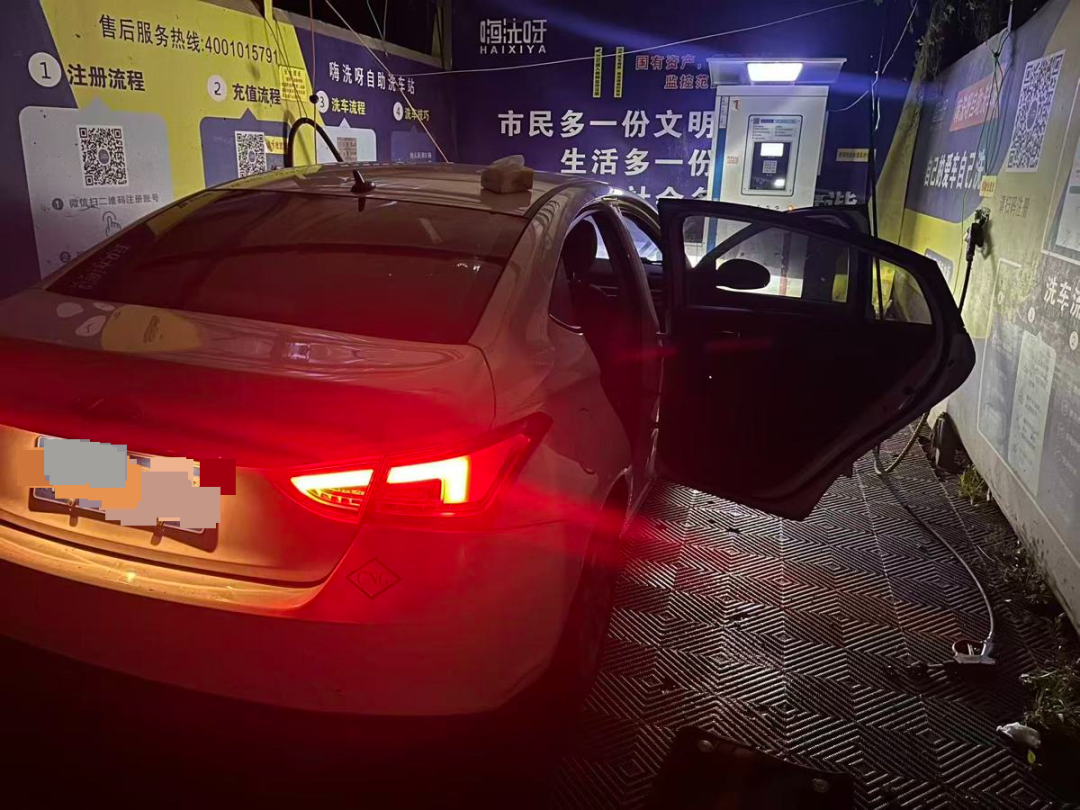 乘客在网约车上排泄，司机崩溃：异味根本洗不掉，至今无法接单！滴滴最新回应 - 图5