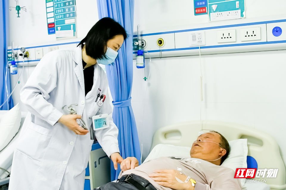 湖南省五一劳动奖章丨郴州市第一人民医院邓莉荣：以匠心致初心 以仁术护健康 - 图2