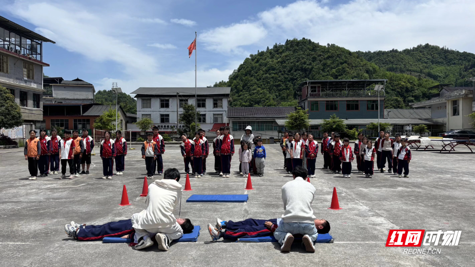 张家界市各中小学筑牢防溺水安全防线 - 图8