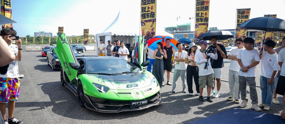 近百名顶流选手参加，2026懂车帝DCar直线竞速锦标赛成都首站落幕 - 图2