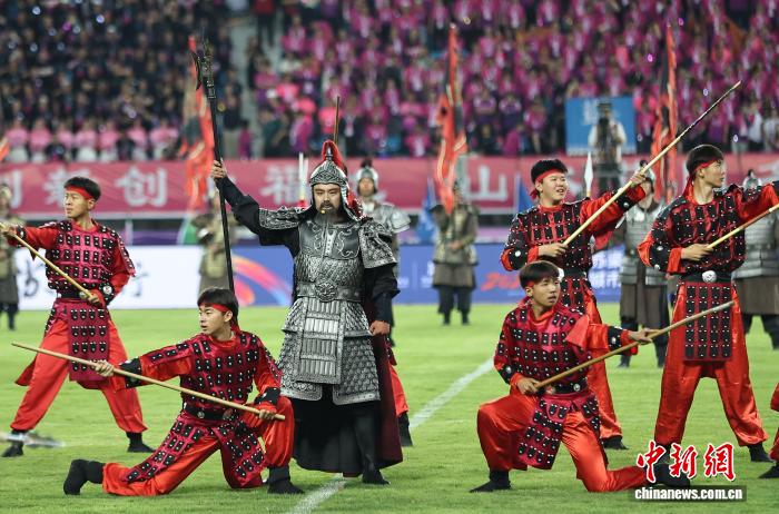 绿茵燃情文旅添彩 “苏超”镇江赛场看点满满 - 图10