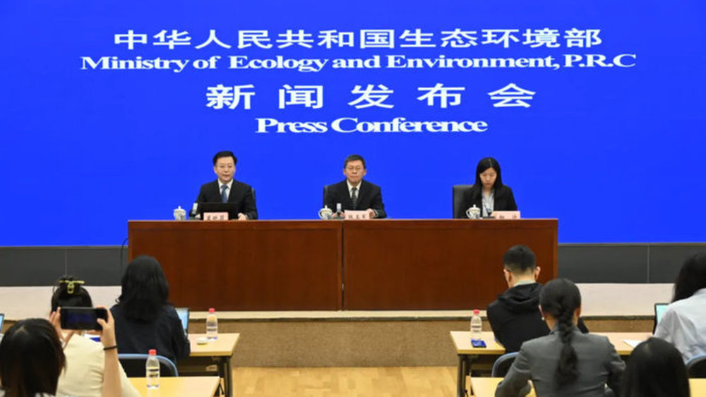 生态环境部：推动重点省份排查了6万多个溶洞，一批存量污染问题得到有效整治 - 图1