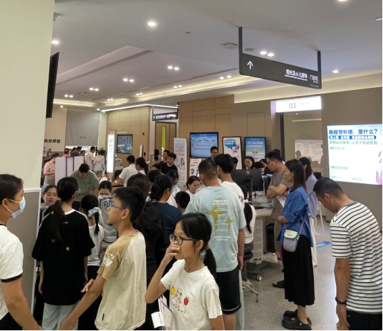 南宁孩子配镜，这几项检查多一步，度数控制好一步 - 图2