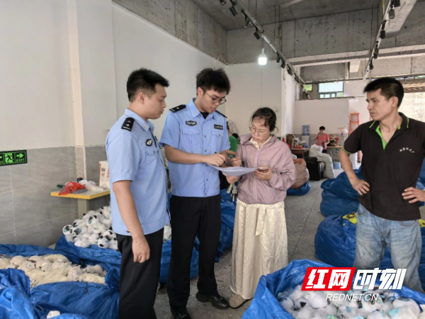 查隐患护安全 零陵公安开展辖区场所安全检查 - 图1