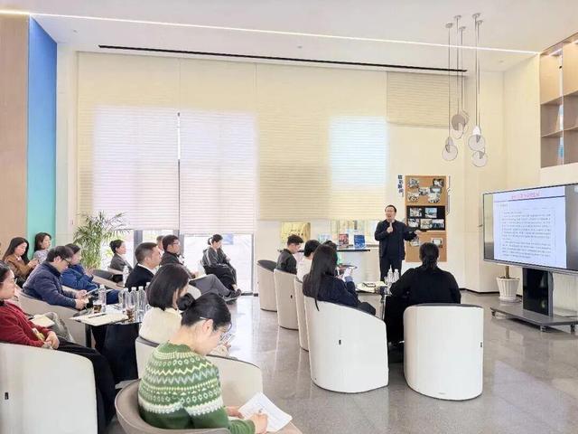 丽水推动半导体产业抱团发展：社区牵线，产业就近对接 - 图2