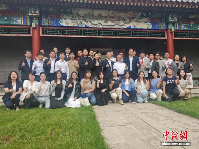 当AI遇见青春 东盟青年在北京共探智慧未来 - 图2