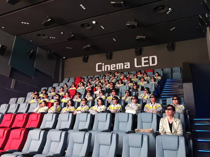 致敬科技力量！济南理工学校师生“行走的课堂”打卡2026济南科技活动周 - 图2