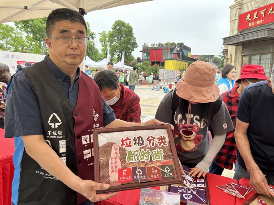 播种·聚力·探路：三位上海垃圾分类亲历者眼中的“三年之变” - 图8