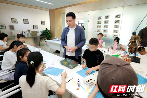 长沙非遗馆首个社区分馆落地状元坡 600件少年非遗作品点亮“六一” - 图4